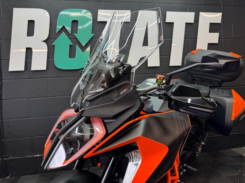 KTM 1290 SUPER DUKE GT