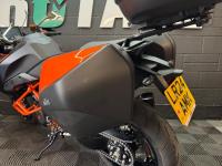 KTM 1290 SUPER DUKE GT