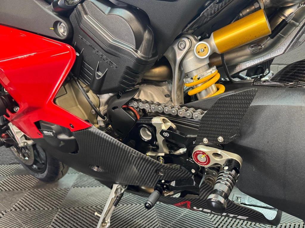 DUCATI Panigale V4