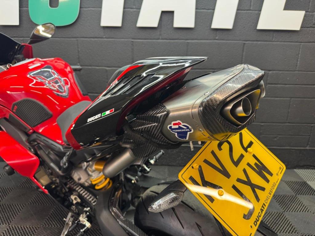 DUCATI Panigale V4