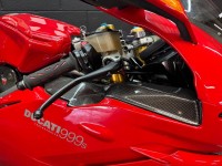 DUCATI 999