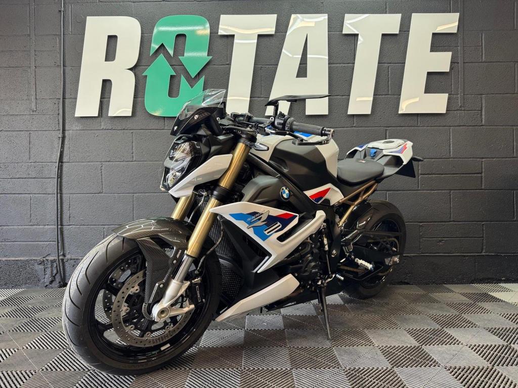 BMW S1000R