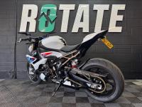 BMW S1000R