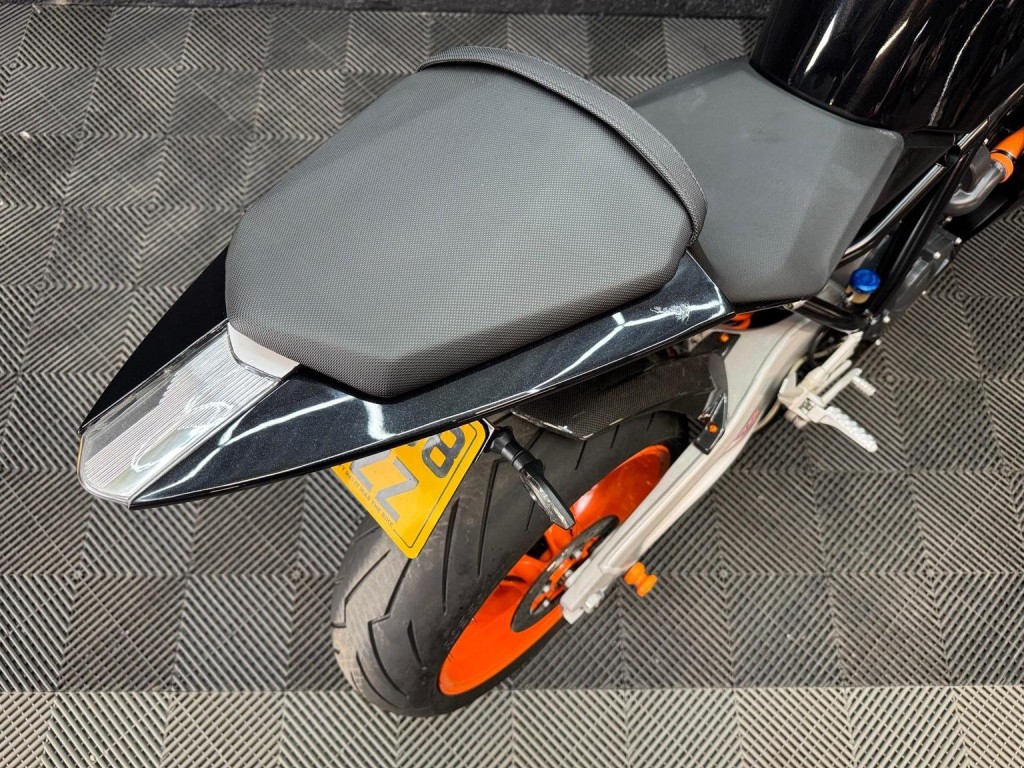 KTM RC8