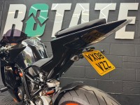 KTM RC8