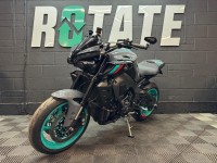 YAMAHA MT-10