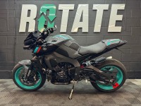 YAMAHA MT-10