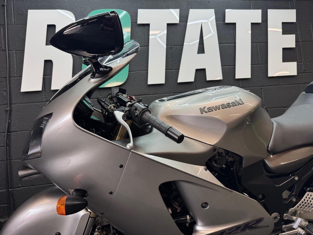 KAWASAKI ZX-12R