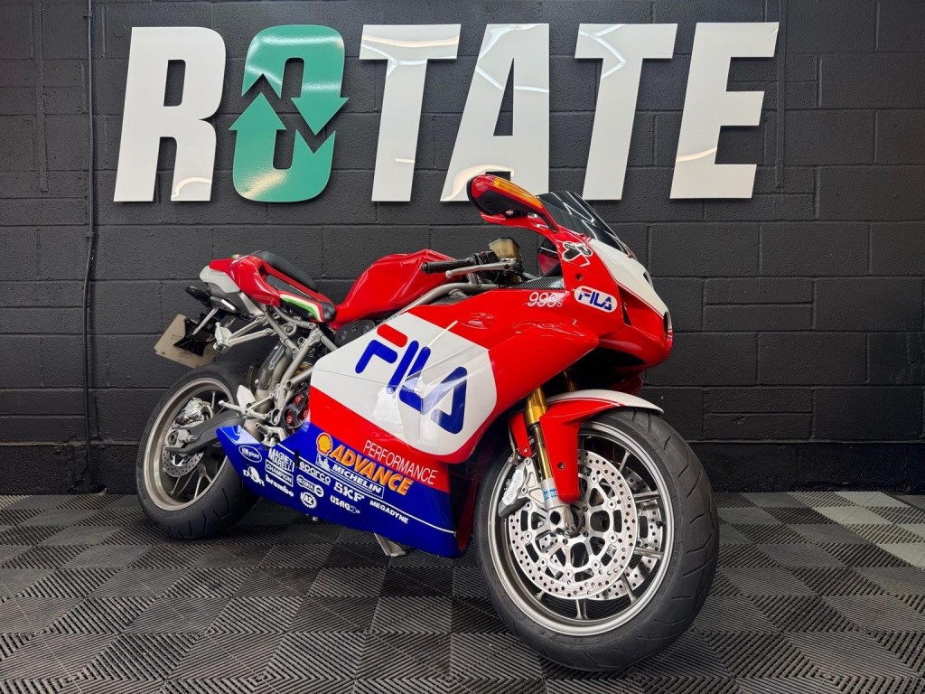DUCATI 999