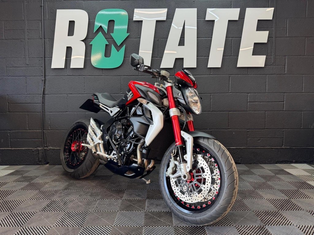MV AGUSTA BRUTALE 800