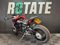 MV AGUSTA BRUTALE 800