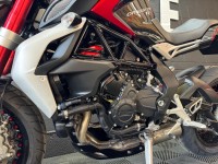 MV AGUSTA BRUTALE 800