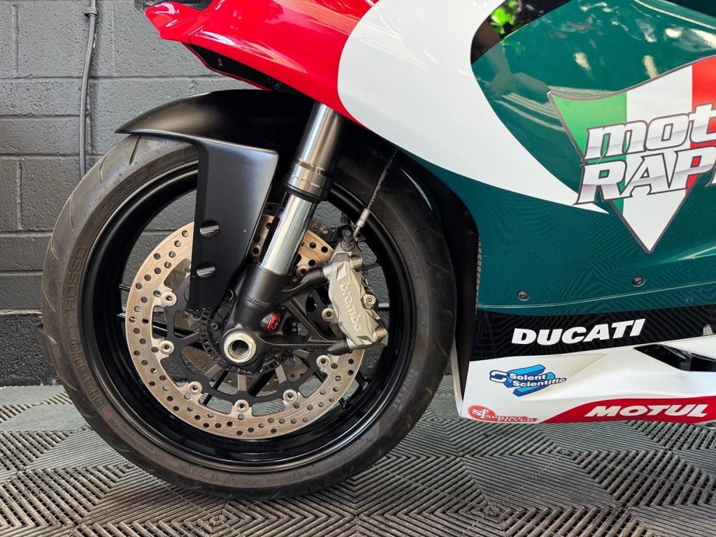 DUCATI 899 Panigale