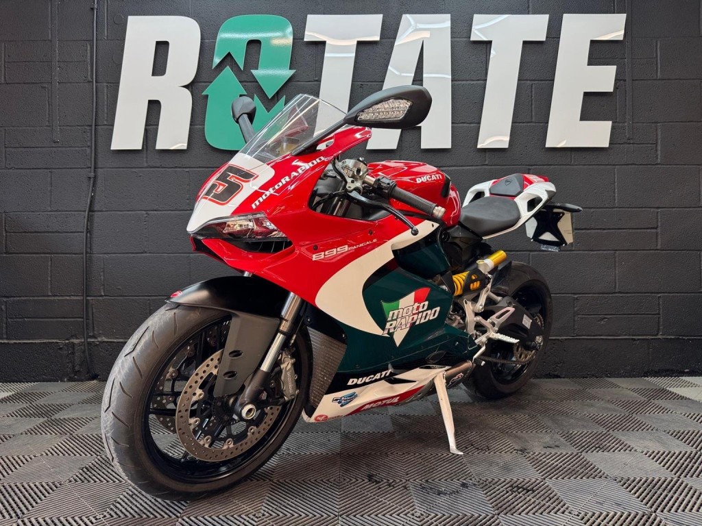 DUCATI 899 Panigale