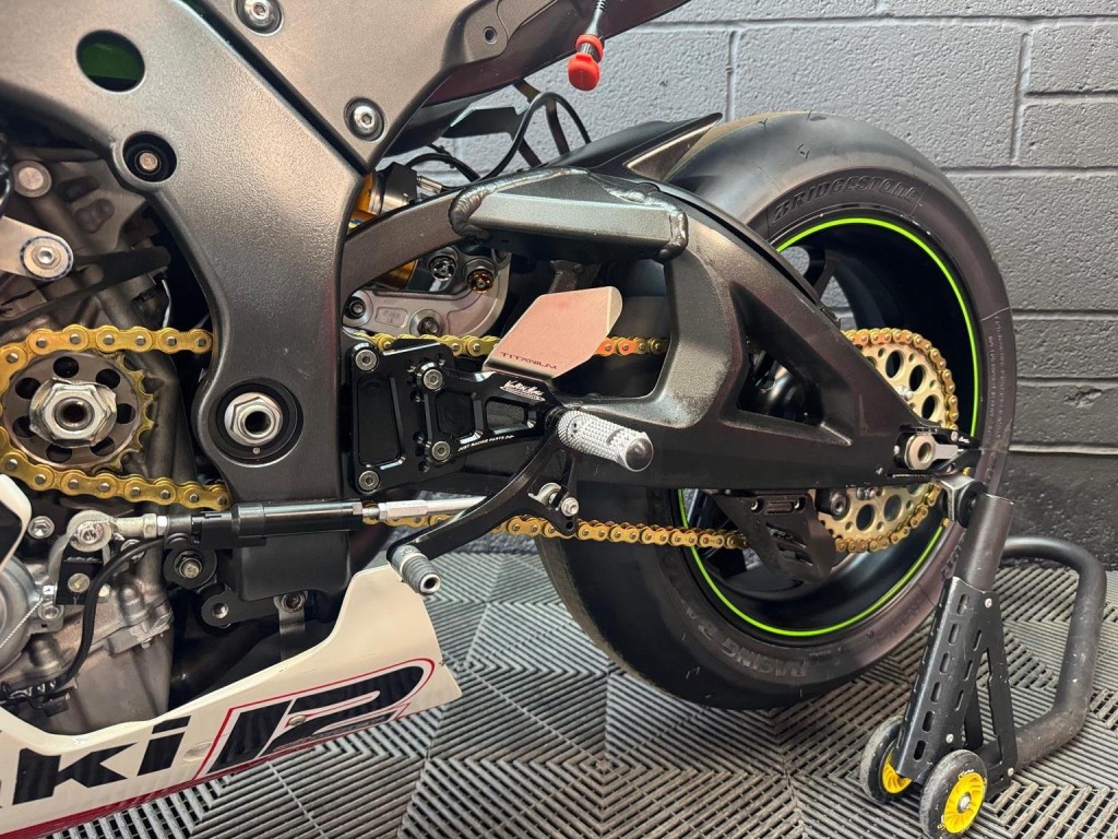 KAWASAKI NINJA ZX-10RR