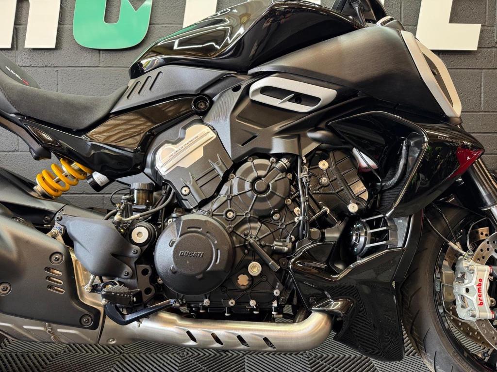 DUCATI DIAVEL
