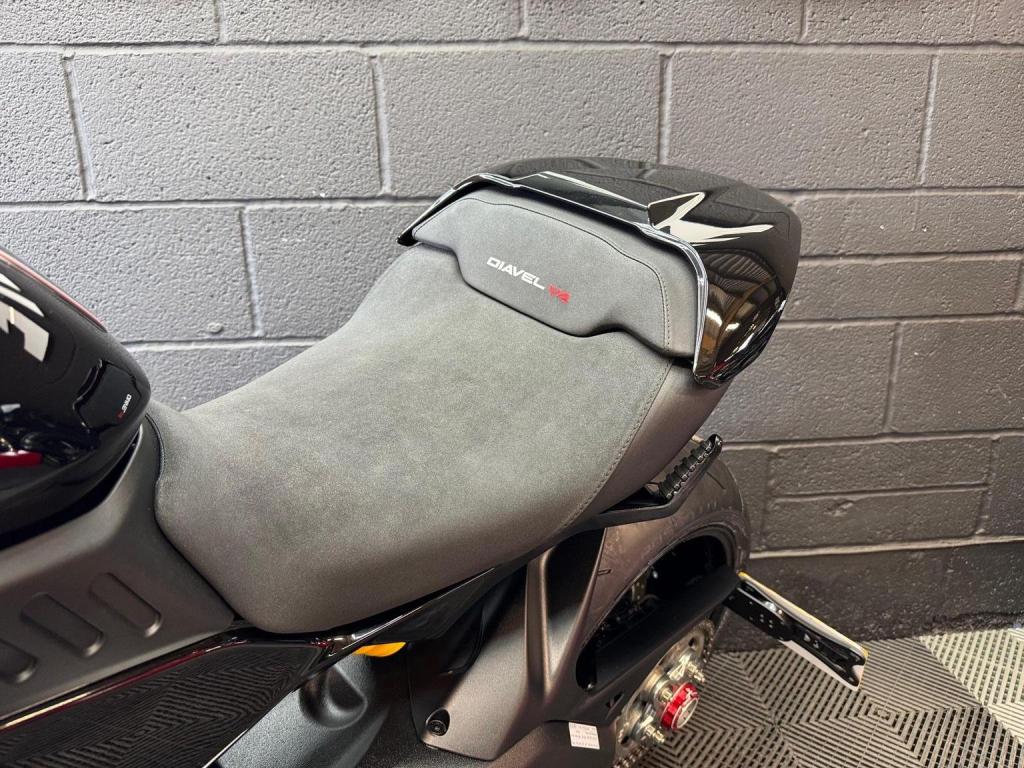 DUCATI DIAVEL