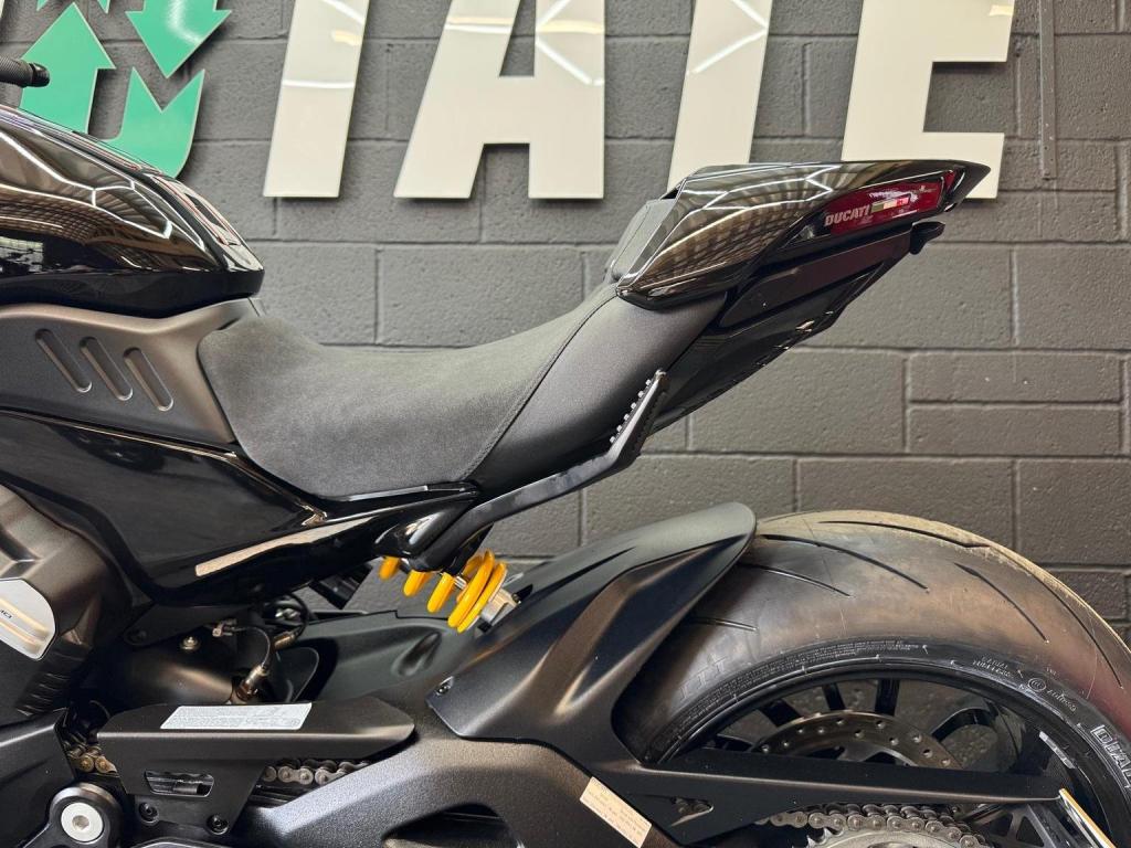 DUCATI DIAVEL