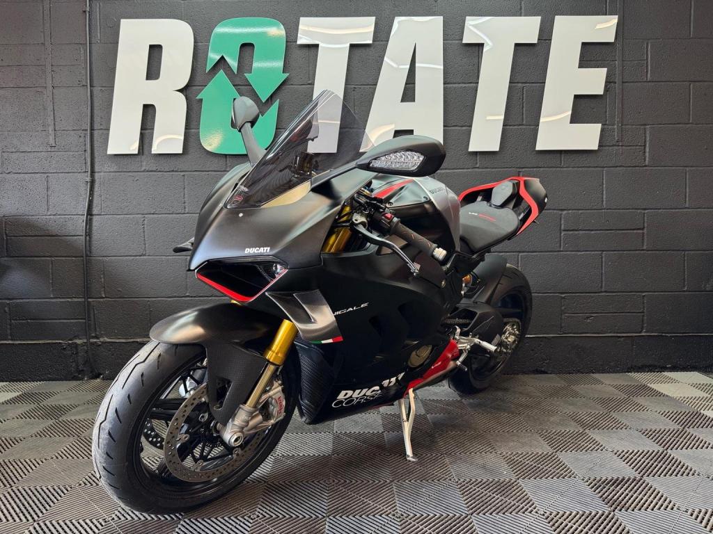 DUCATI Panigale V4