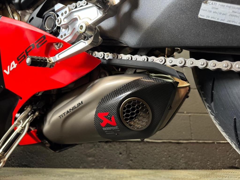 DUCATI Panigale V4