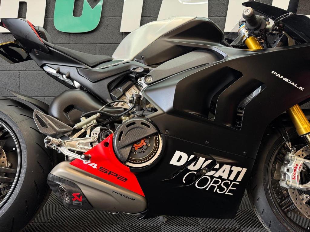 DUCATI Panigale V4