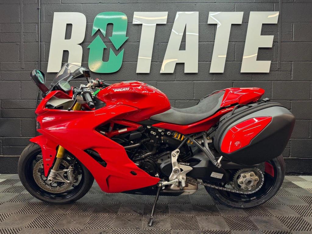 DUCATI Supersport S