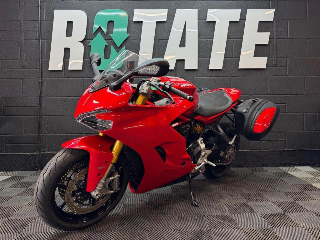 DUCATI Supersport S
