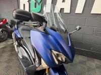 YAMAHA Tmax