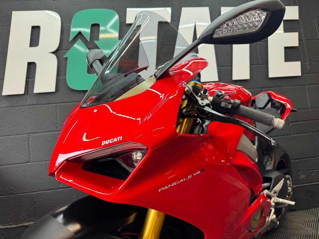 DUCATI PANIGALE V4S