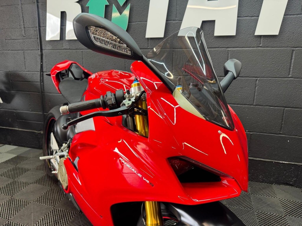 DUCATI PANIGALE V4S