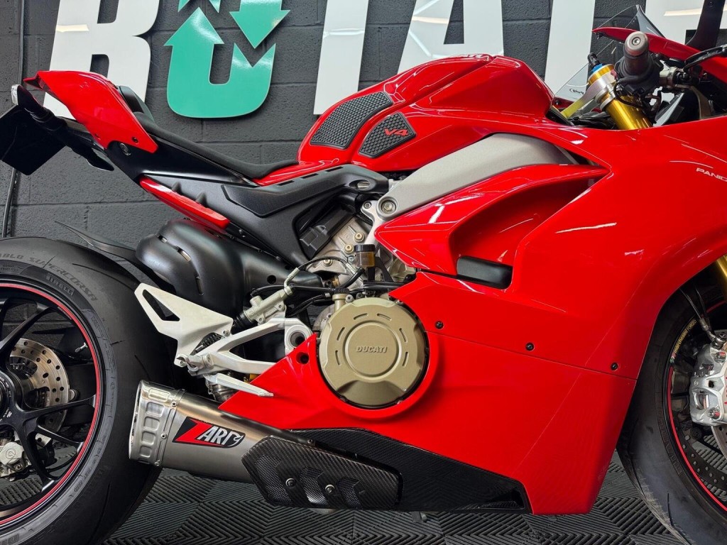 DUCATI PANIGALE V4S