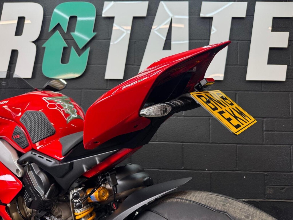 DUCATI PANIGALE V4S