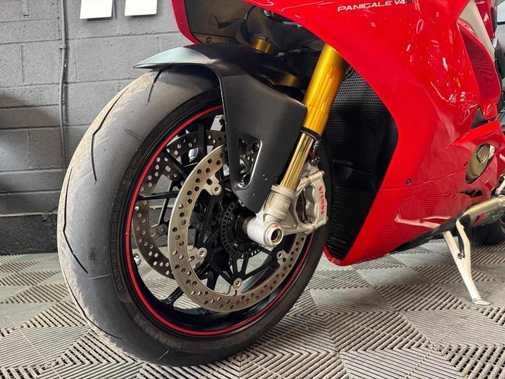 DUCATI PANIGALE V4S