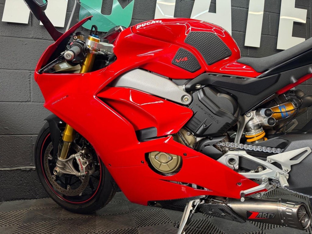 DUCATI PANIGALE V4S