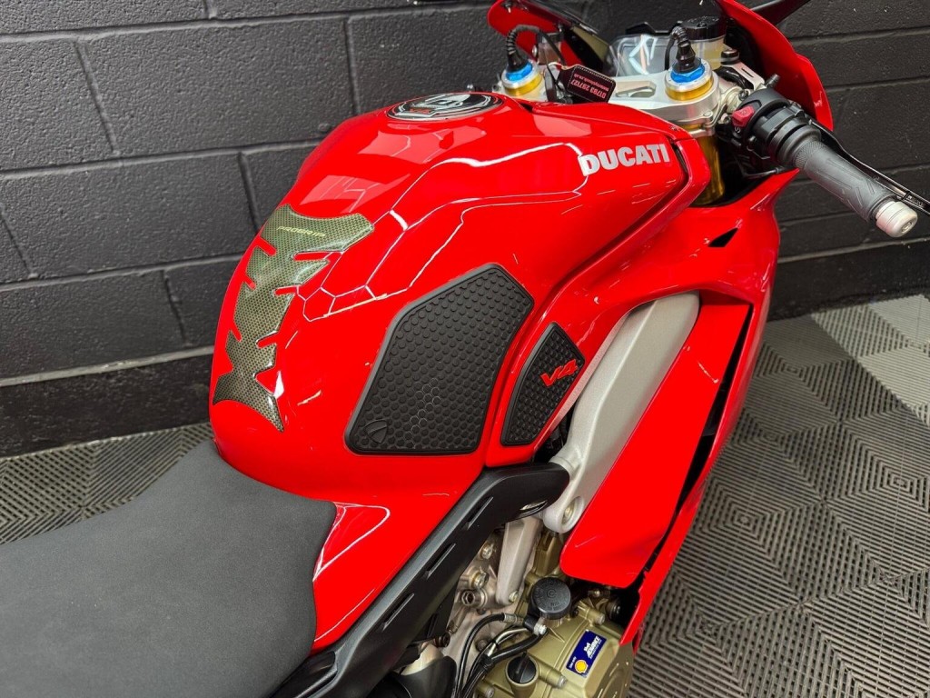 DUCATI PANIGALE V4S