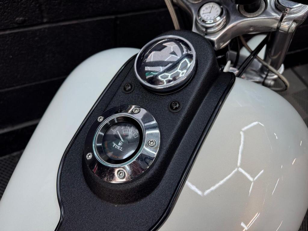 HARLEY-DAVIDSON Dyna