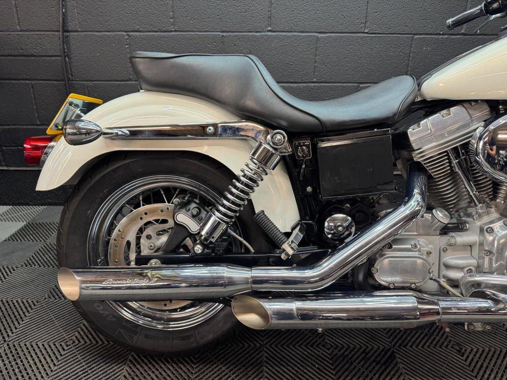 HARLEY-DAVIDSON Dyna