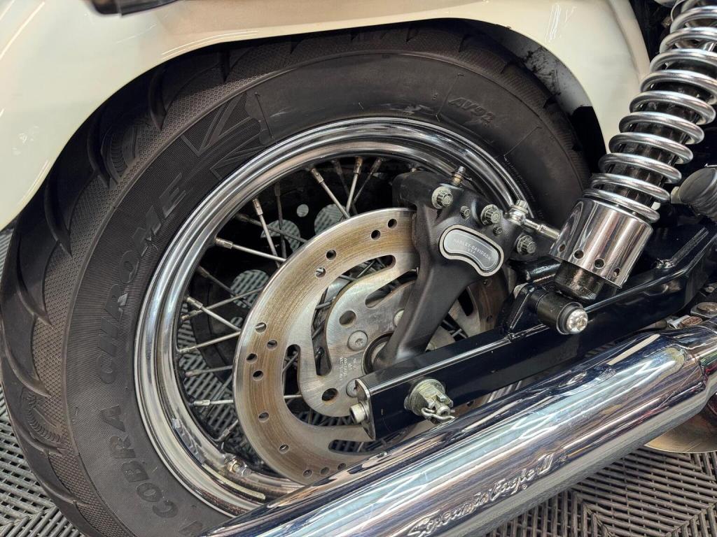 HARLEY-DAVIDSON Dyna