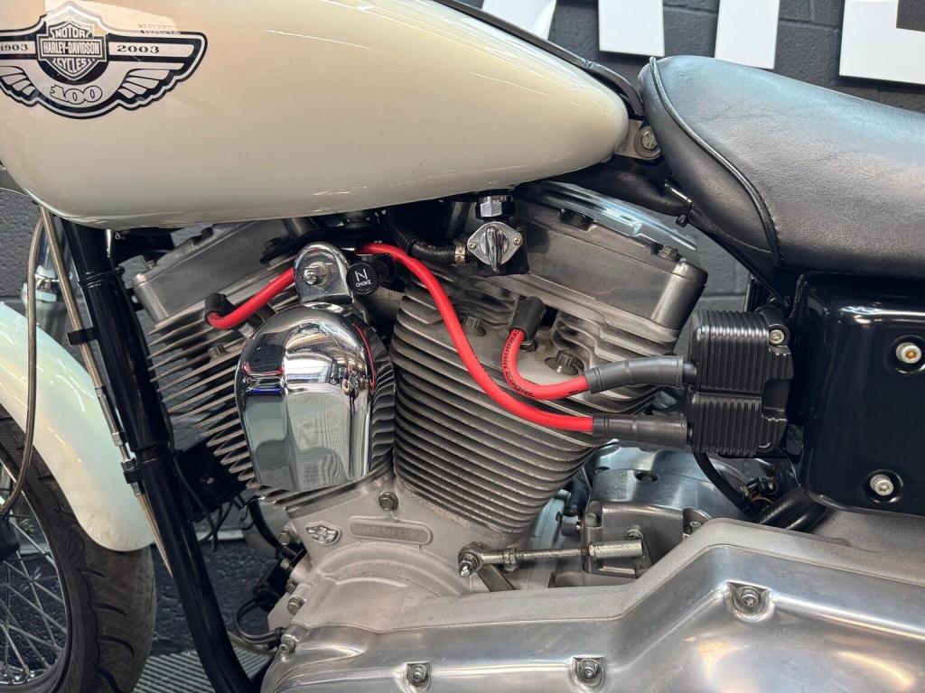 HARLEY-DAVIDSON Dyna