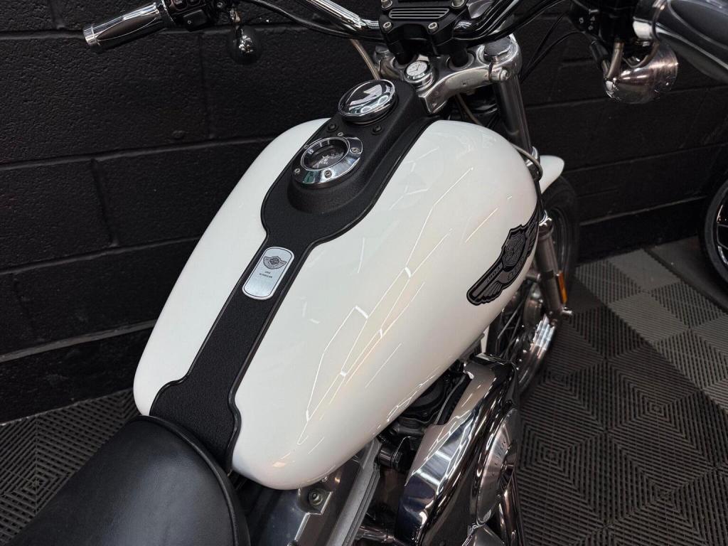 HARLEY-DAVIDSON Dyna