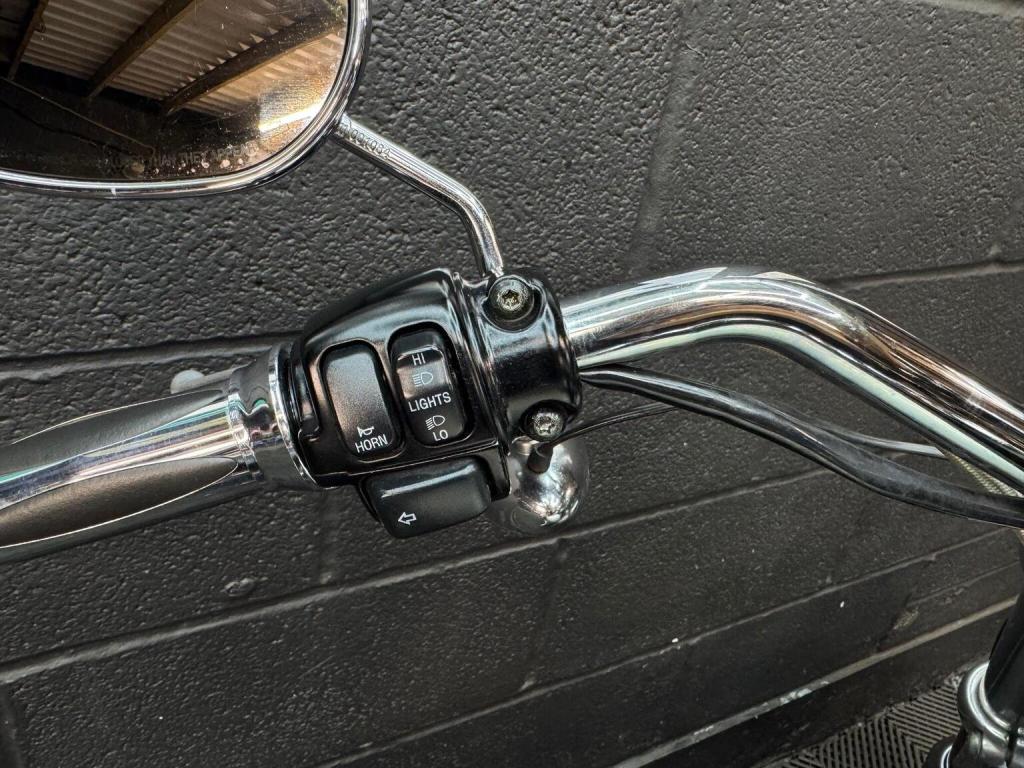 HARLEY-DAVIDSON Dyna