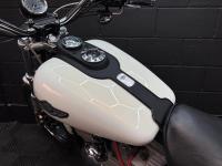 HARLEY-DAVIDSON Dyna