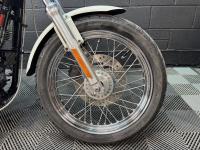 HARLEY-DAVIDSON Dyna