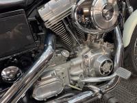 HARLEY-DAVIDSON Dyna