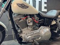 HARLEY-DAVIDSON Dyna