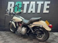 HARLEY-DAVIDSON Dyna