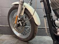 HARLEY-DAVIDSON Dyna