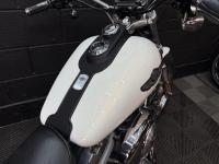 HARLEY-DAVIDSON Dyna