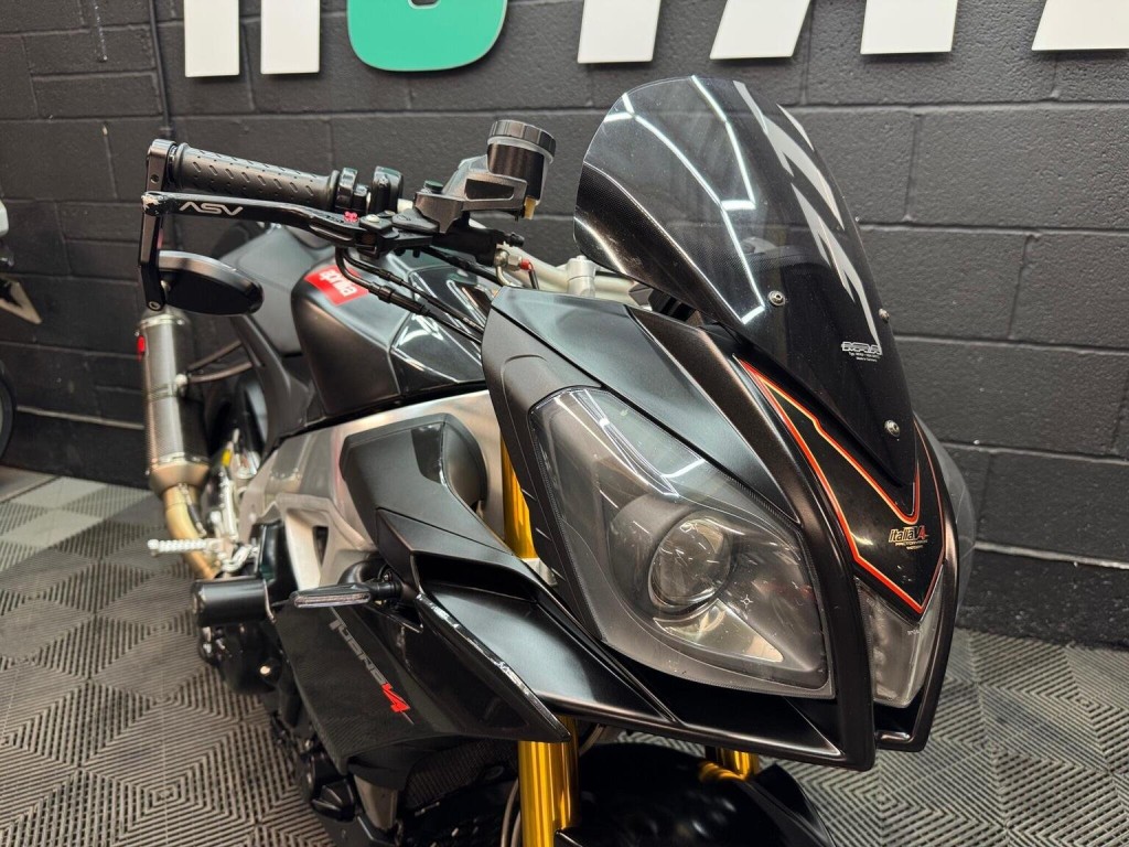 APRILIA Tuono 1000 V4