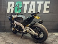 APRILIA Tuono 1000 V4